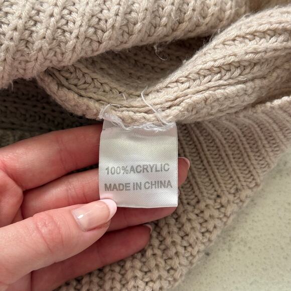 Beige Oversized V Neck Knit Sweater, Size Large XL - Picture 5 of 6